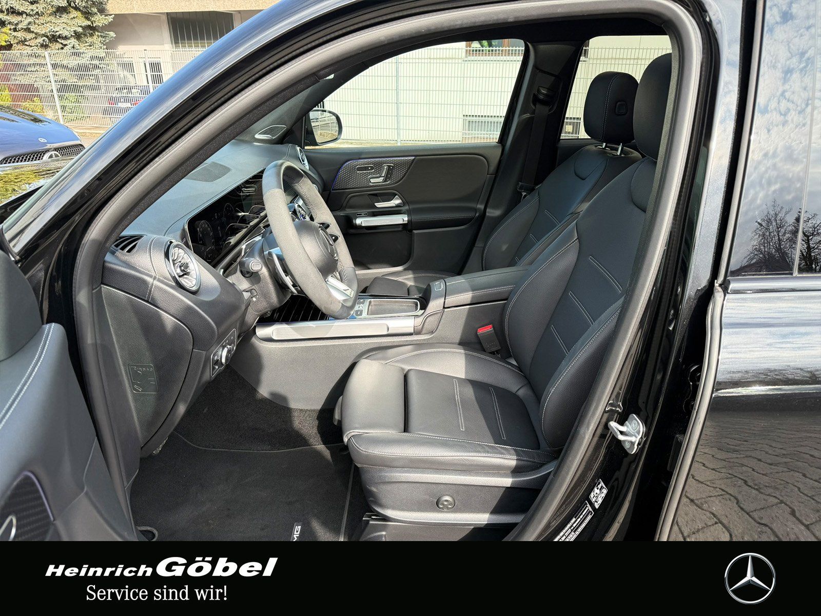 Fahrzeugabbildung Mercedes-Benz AMG GLB 35 4M PRE+ FAP SH BUR 7S WP PAN 360°K HU