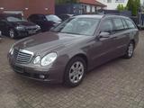 Mercedes-Benz E 200 T Kompressor+Facelift+AHK+Tempomat+PDC+SHZ - Mercedes-Benz E 200: T Kompressor