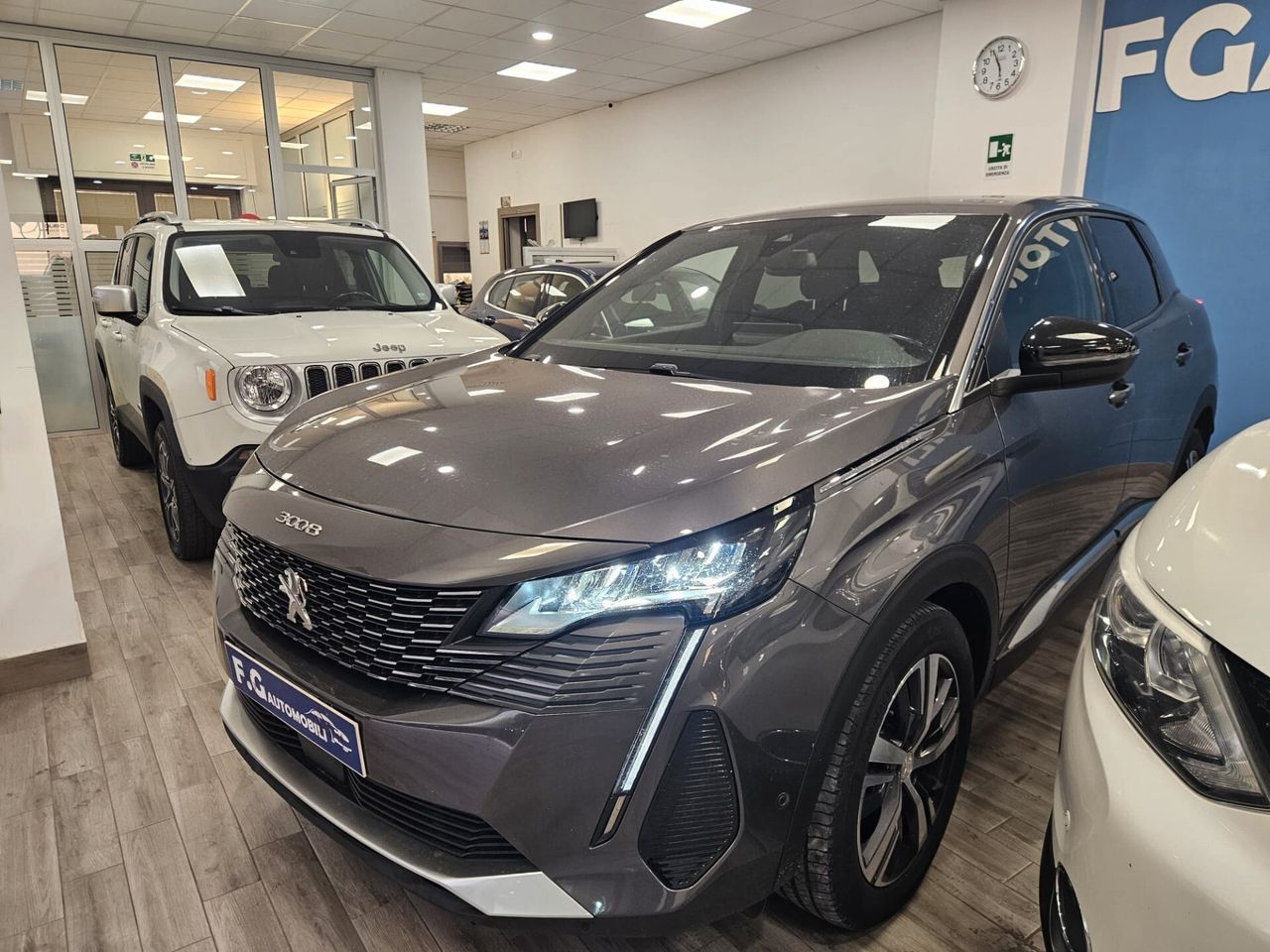 Peugeot 3008 BlueHDi 130 S&S Allure Pack 2023 imagem 3