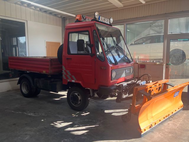 Multicar M 26 4 x 4 mit Schiebeschild/Kipper/gepflegt