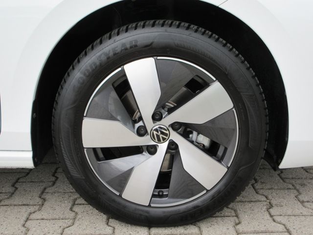 Passat Variant 1.5 eTSI DSG IQ.DRIVE/AHK/LED/NAV