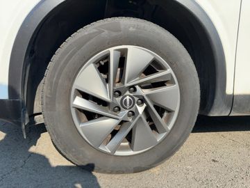 Nissan Qashqai Visia1.3 DIG-T 140 PS LEDSITZHEIZUNGDA