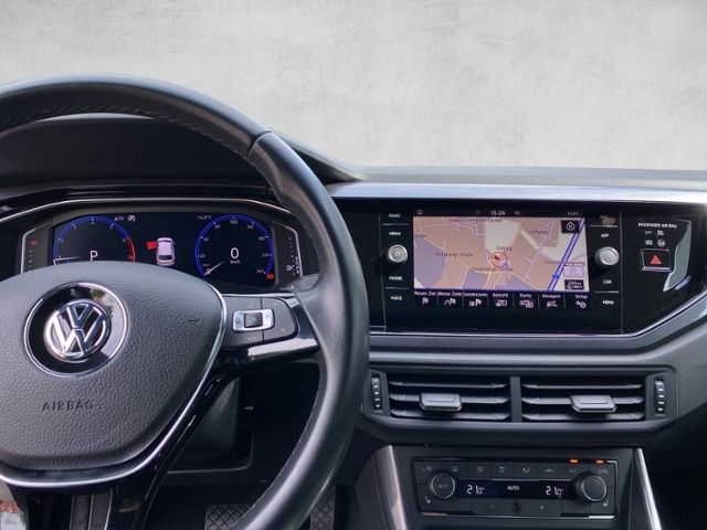 Polo Highline 1.0 TSI DSG Navi*AHK*LED