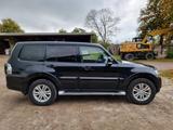 Mitsubishi Pajero 3,2 DI-D 4WD SUV-Star - Mitsubishi Pajero: 4.4