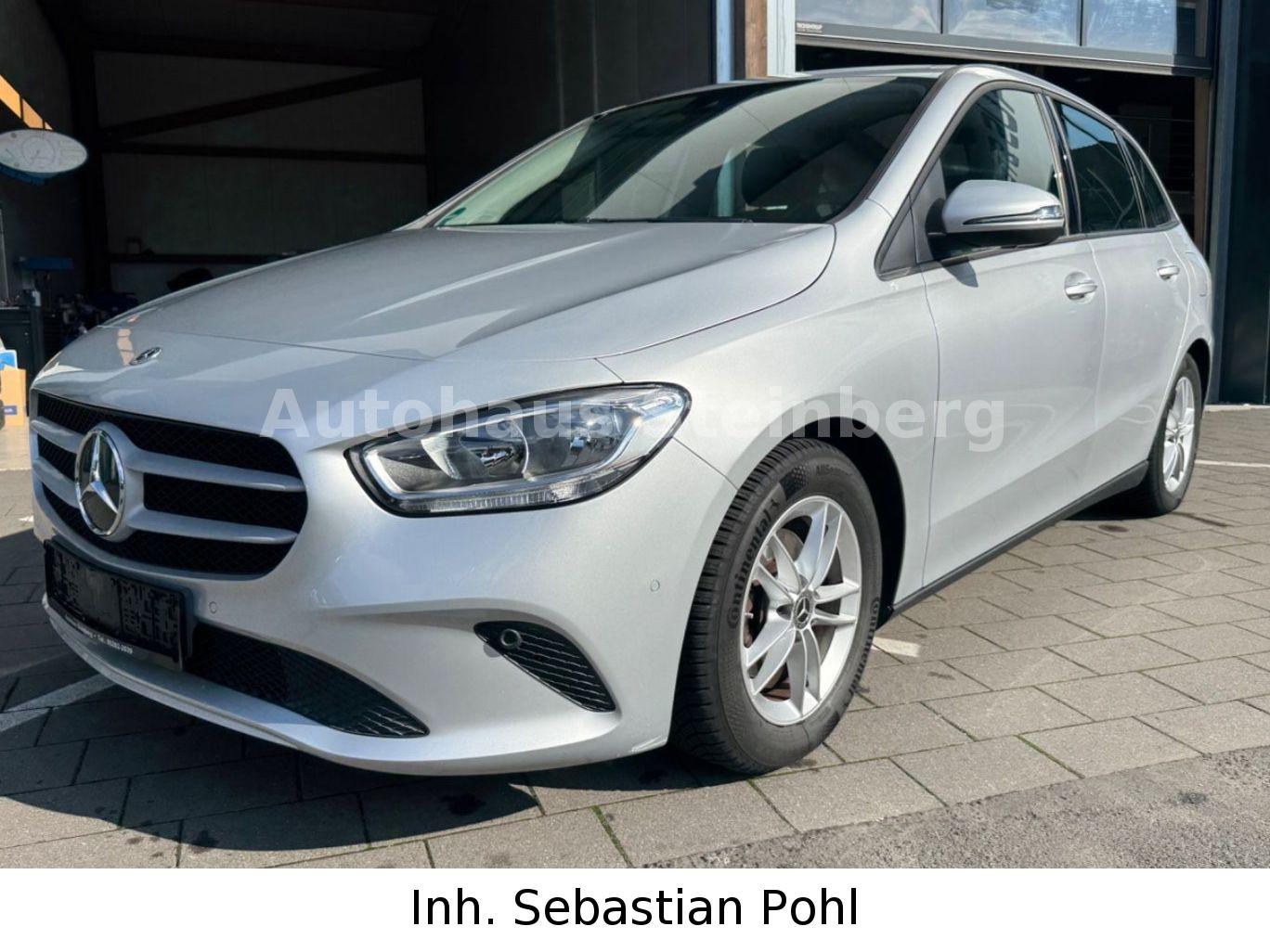 Mercedes-Benz B 180