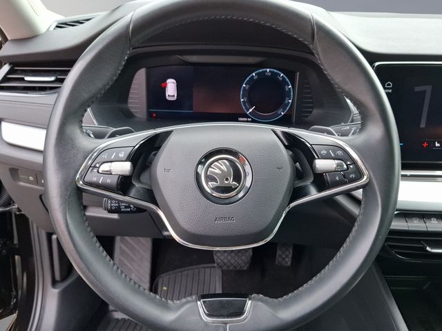 Octavia Combi 2.0TDI DSG Ambition AHK