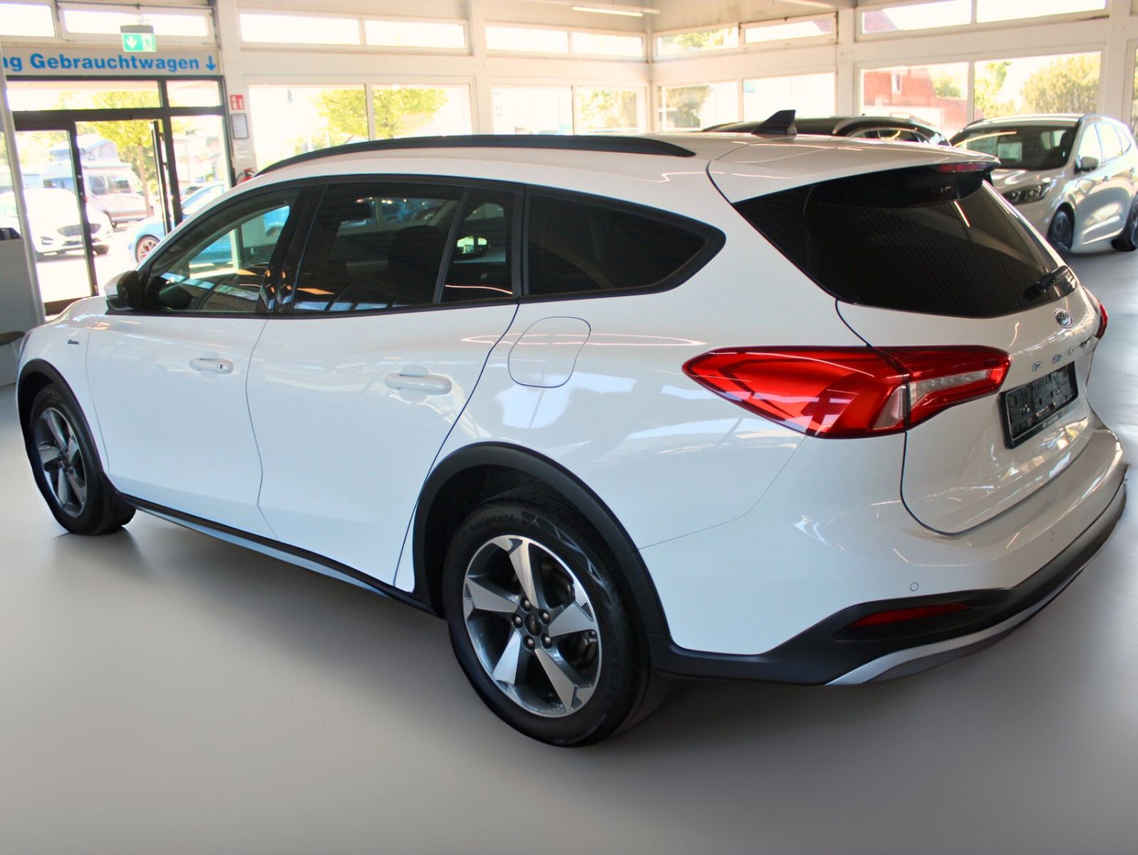 Fahrzeugabbildung Ford Focus Active Turnier LED NAVI WinterPaket uvm.