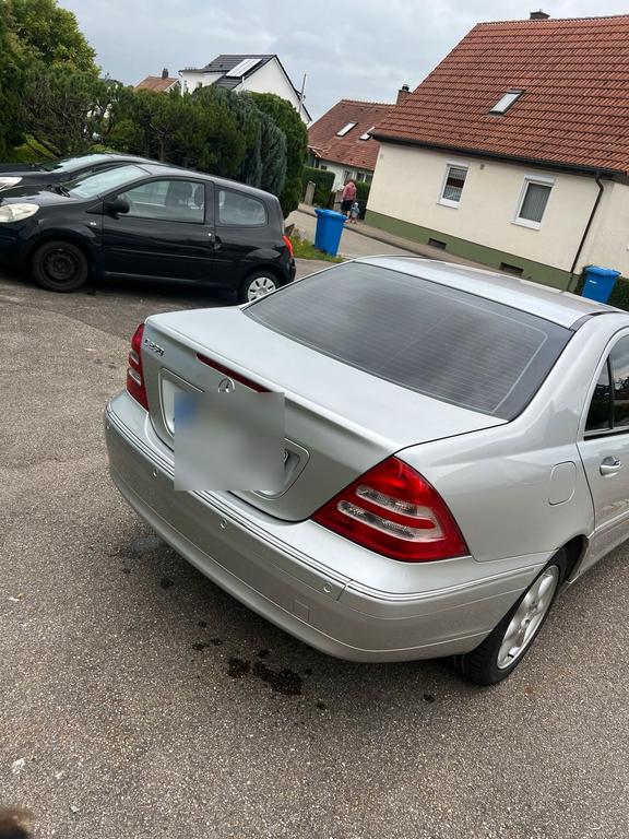 Mercedes-Benz C 240