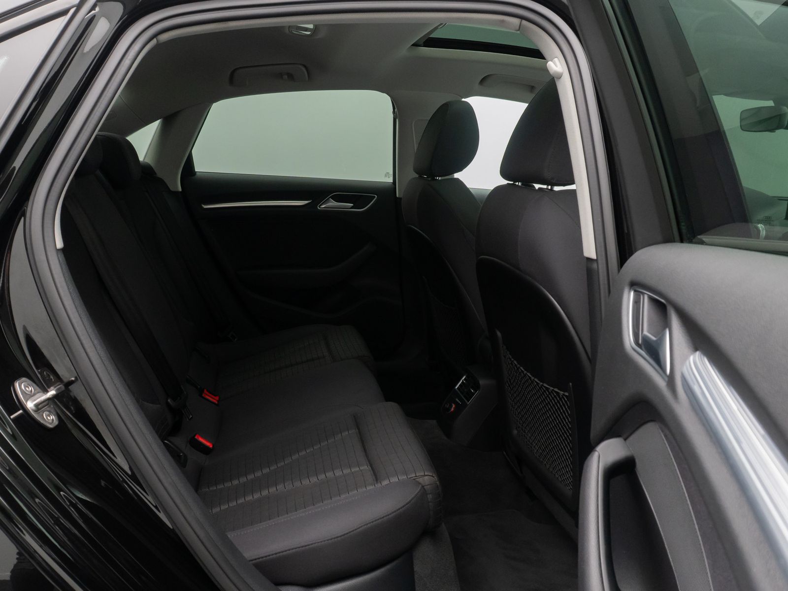 Fahrzeugabbildung Audi A3 Ambition Xenon DAB Navi Panorama Lordos Sound