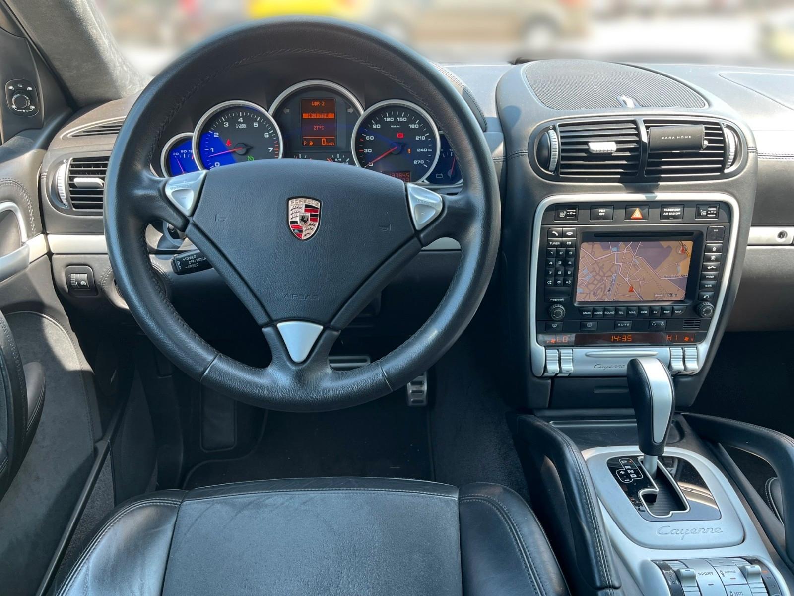Porsche Cayenne GTS