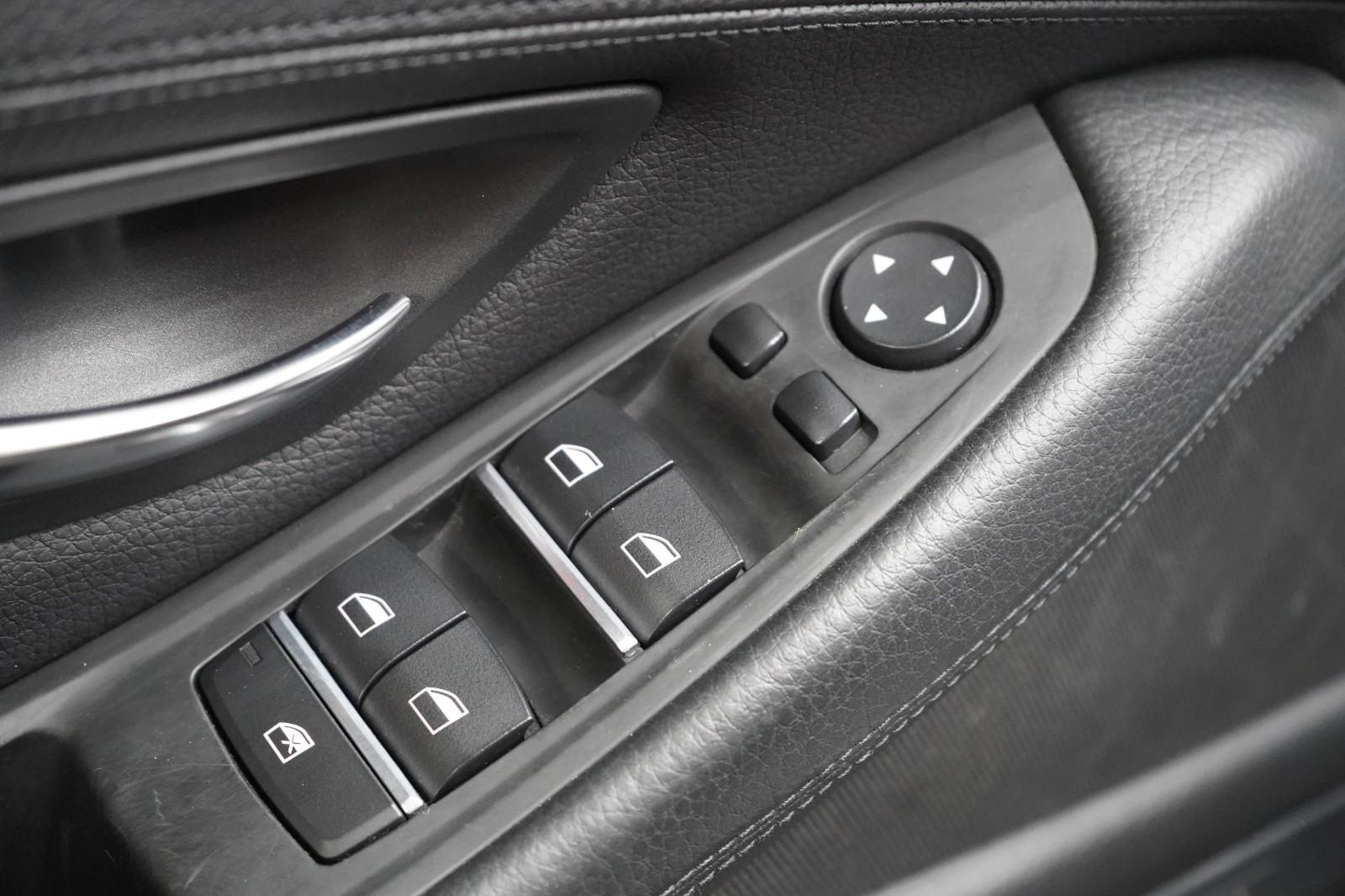 BMW M550 d Touring xDrive 381 ch • BVA • Harman Kardon • HUD • Toit Panoramique