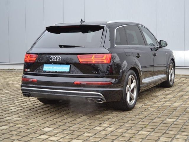 SQ7 4.0 TDI 435 PS LUFT+ALLRADLENK./STAND-HZ/MAT