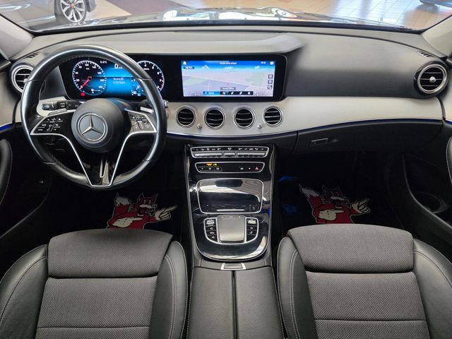 MERCEDES-BENZ E 200 — Foto 16