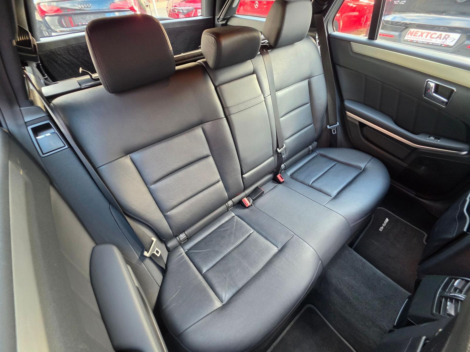 Mercedes-Benz E350 2011 — photo 9