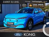 Ford Jetzt KÖNIG. Wallbox-Bonus sichern! - blaue Ford Mustang Mach-E