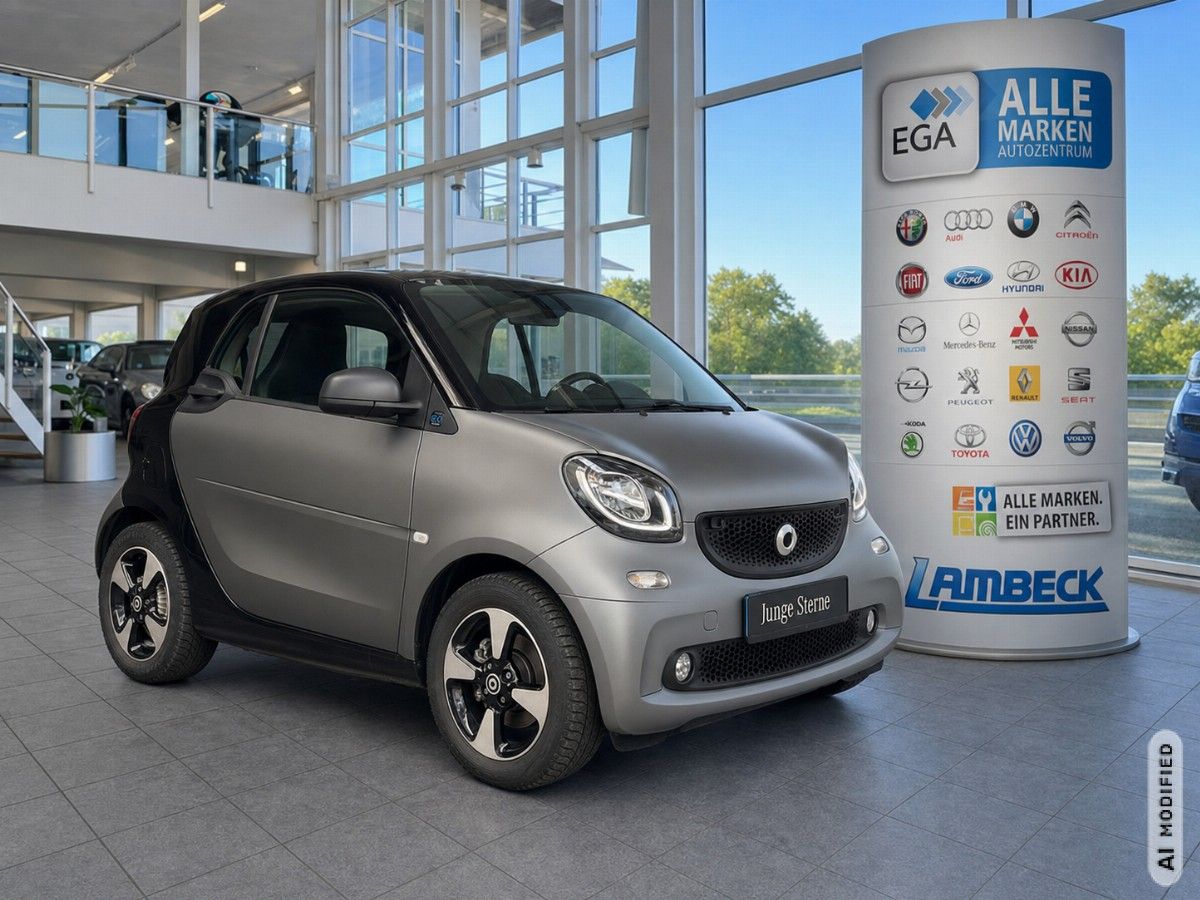 Smart ForTwo EQ*EXCLUSIVE*22kW*PANORAMA*MEDIA*SHZ*CAM* imagem 2