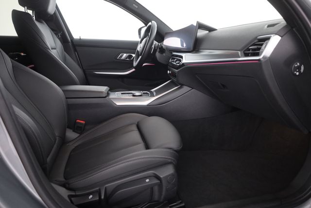 BMW 330, 2022 — 25