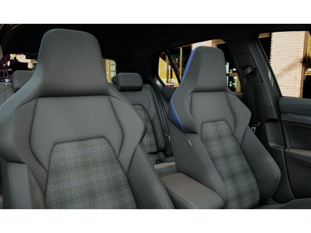 Volkswagen Golf - Bild 10