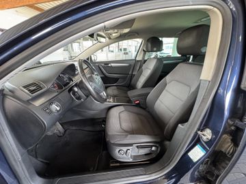 Volkswagen Passat Variant - 11