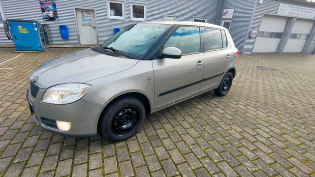 Skoda Fabia Elegance. 1.4, Klima, 1 Hand