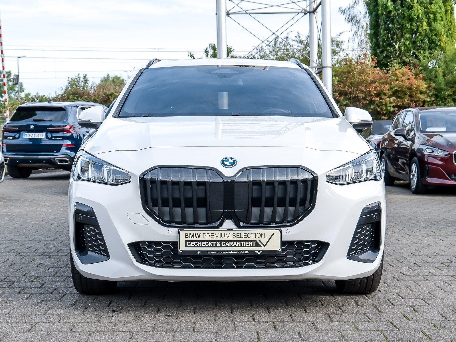BMW 230e xDrive M Sport PANO RFK LED Sound Syst. LM
