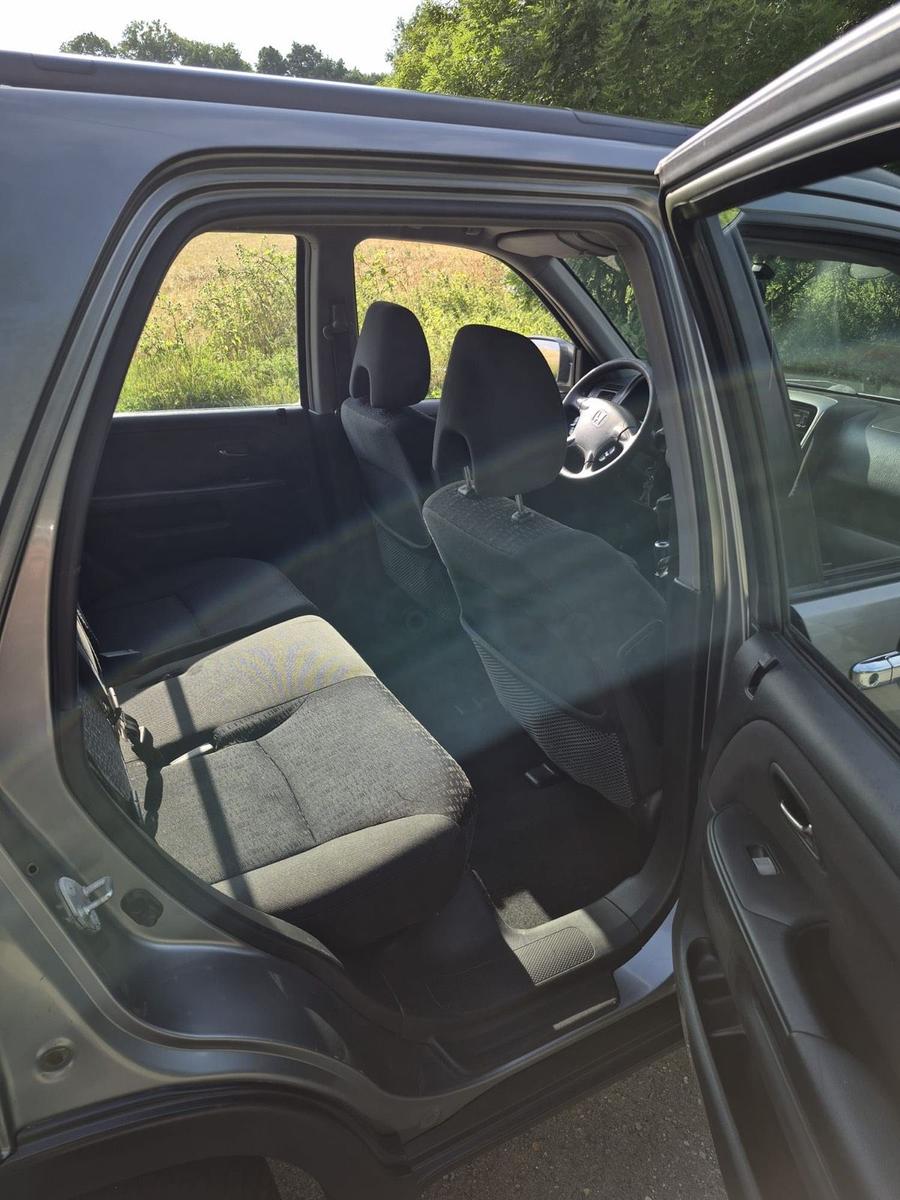 Honda CR-V 2005 — photo 8