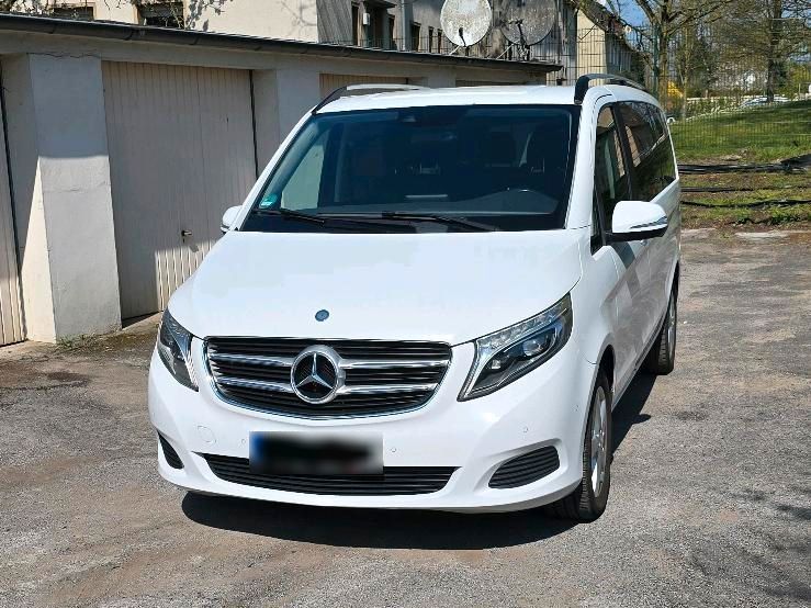 Image of Mercedes-Benz V 220