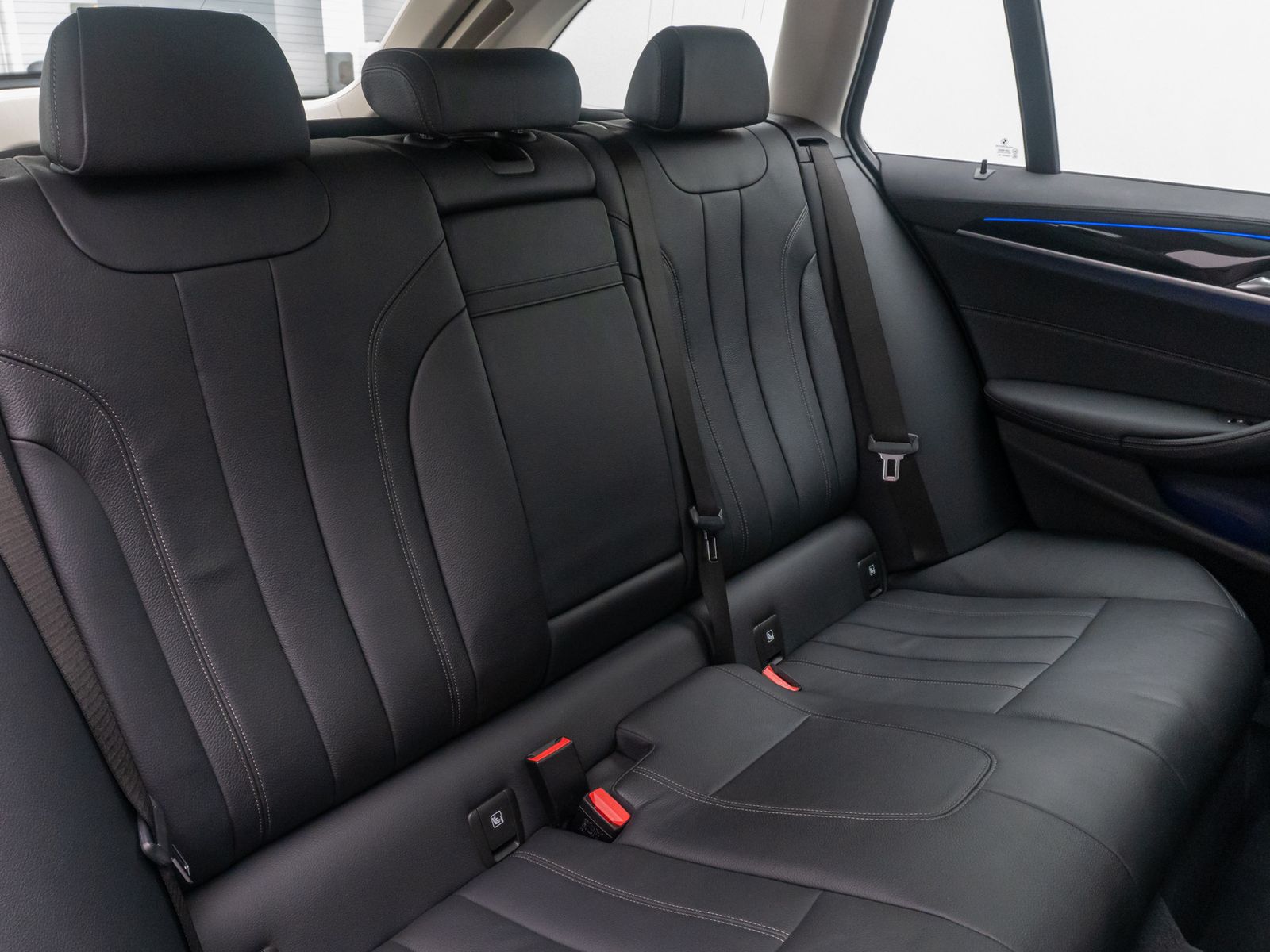 Fahrzeugabbildung BMW 520d Luxury Line 360&deg;DAB Alarm DisplKey Panorama