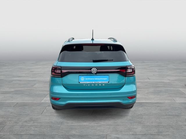 T-Cross UNITED 1.0 TSI DSG REAR VIEW R-LINE LED