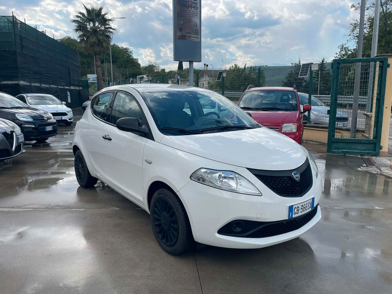 LANCIA Ypsilon