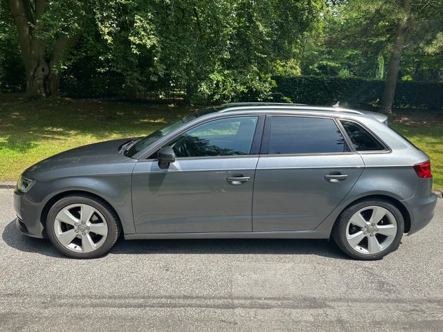 AUDI A3 1.4 TFSI Ambition Sportback