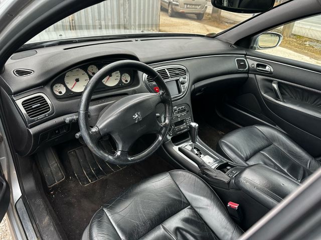 Peugeot 607