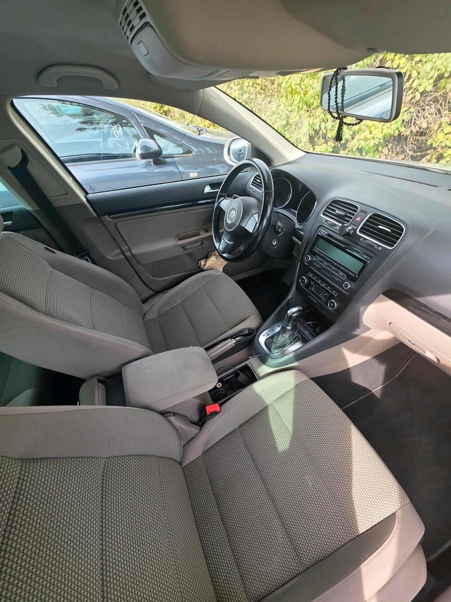 Volkswagen Golf 2011 — photo 7