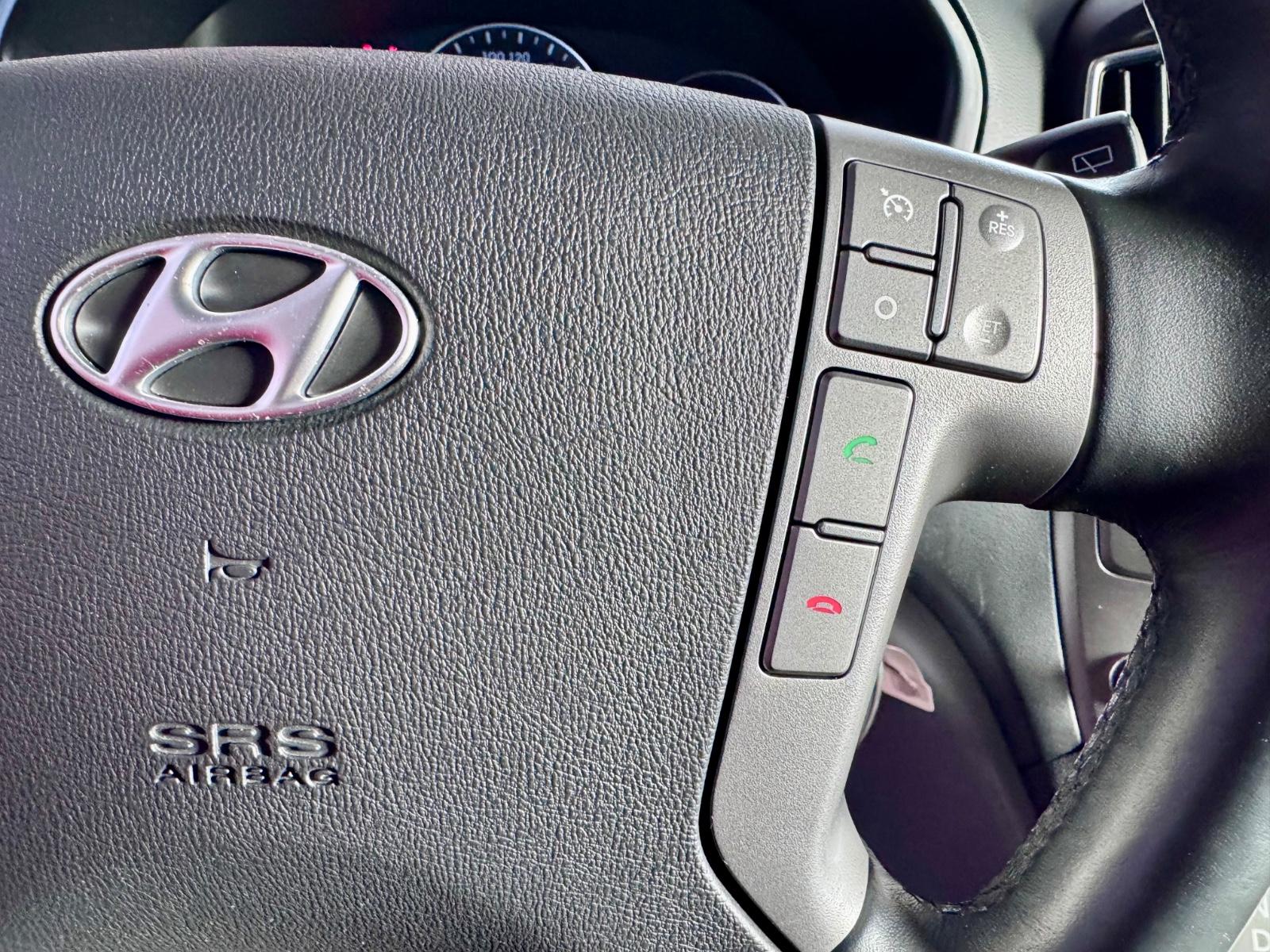 Hyundai H-1 Travel Comfort Leder Navi Automatik Kamera