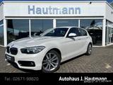 BMW 120 i Sport Line *1.HAND*AHK*AUTOMATIK*LEDER* - BMW 120 mit Anhängerkupplung