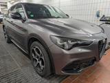 Alfa Romeo Stelvio Veloce Q4 NAVI SHZ LEDER-ARMATURENBRETT - Alfa Romeo Jahreswagen