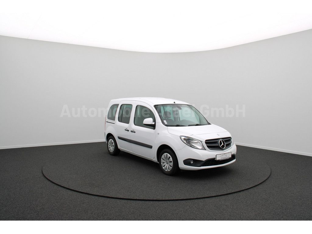 Fahrzeugabbildung Mercedes-Benz Citan Tourer 112 Automatik *Rollstuhlrampe* 7639