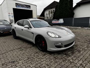 Porsche Panamera - 3