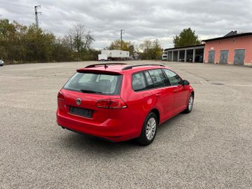 Volkswagen Golf - 5