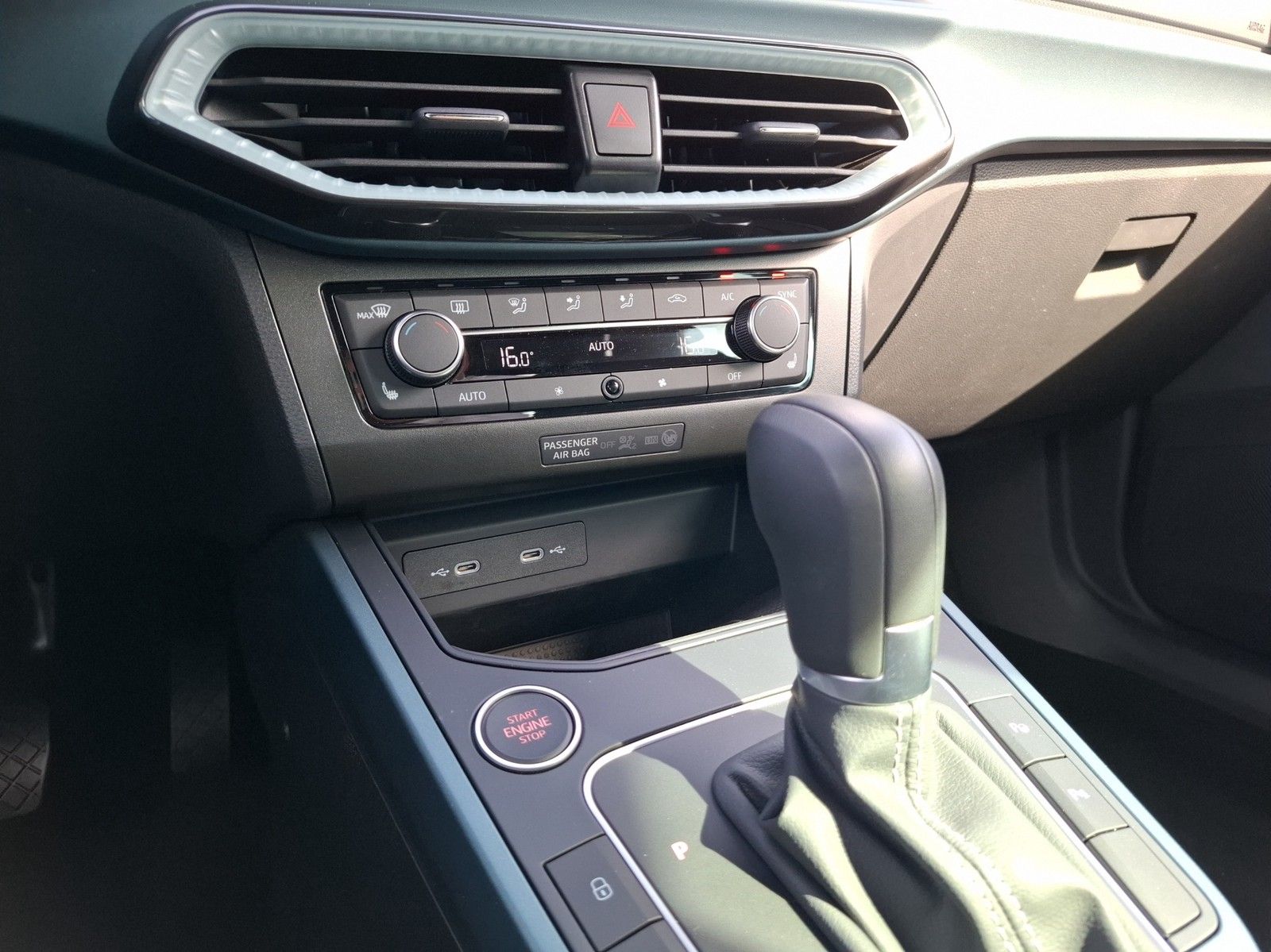 SEAT Arona 1.0 TSI Xperience DSG / LED / NAVI / SITZH - Image 14