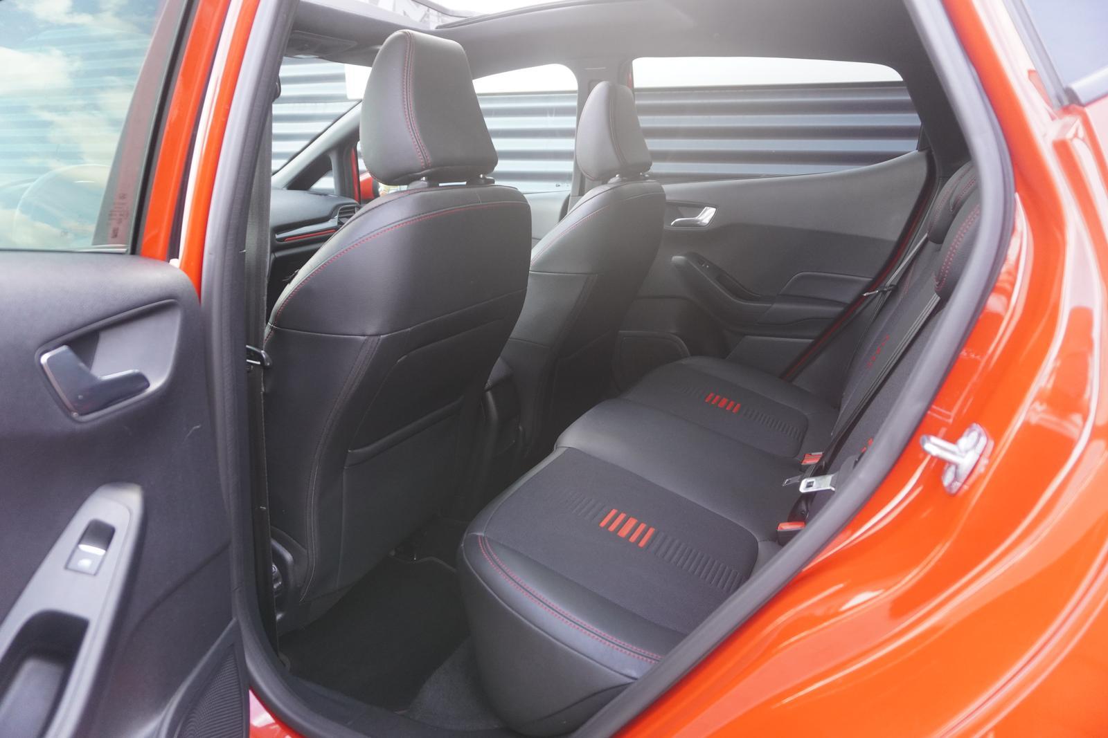 Ford FIESTA ECOBOOST|ST-LINE|PANORAMA|KAMERA|ACC|B&O
