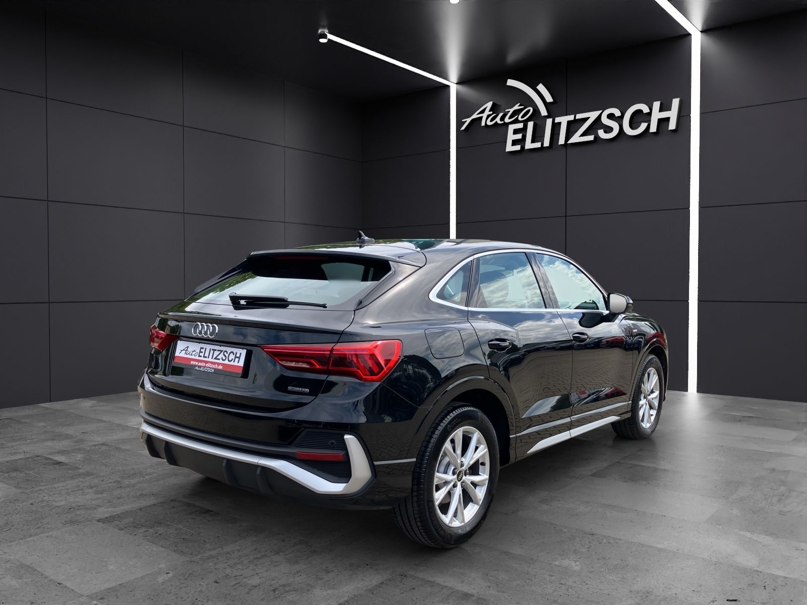 Fahrzeugabbildung Audi Q3 Sportback 35 TDI quattro S-line S-tronic LED