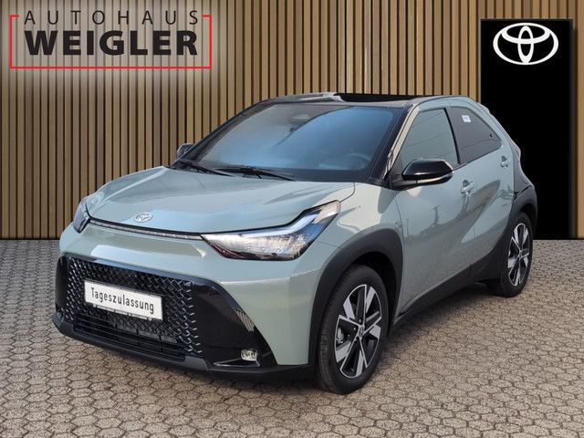 Toyota Aygo X Aygo X Hybrid Teamplayer — 22.790 € bei Autohaus Weigler Leverkusen