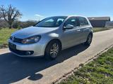 Volkswagen Golf 2.0 TDI DSG 1.HAND SERVICE NEU+8FACH  - Volkswagen Golf aus 2009: TDI