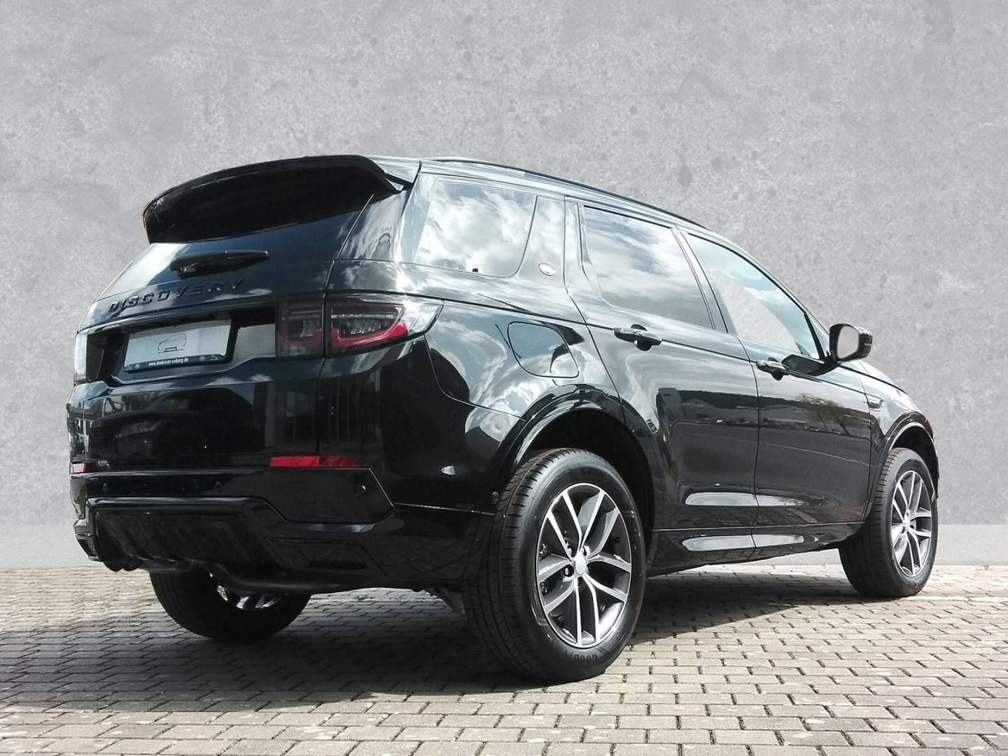 Fahrzeugabbildung Land Rover Discovery Sport D200 Landmark