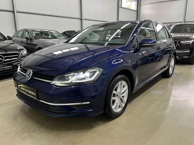 Volkswagen Golf Comfortline2,0 LED/ACC/Navi/PDC/SHZ/TWA/APP