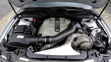 صورة مصغرة 50 لـ 2007 Alpina B7