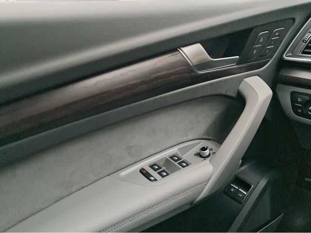 Q5 50 TFSI e quattro design S-tronic