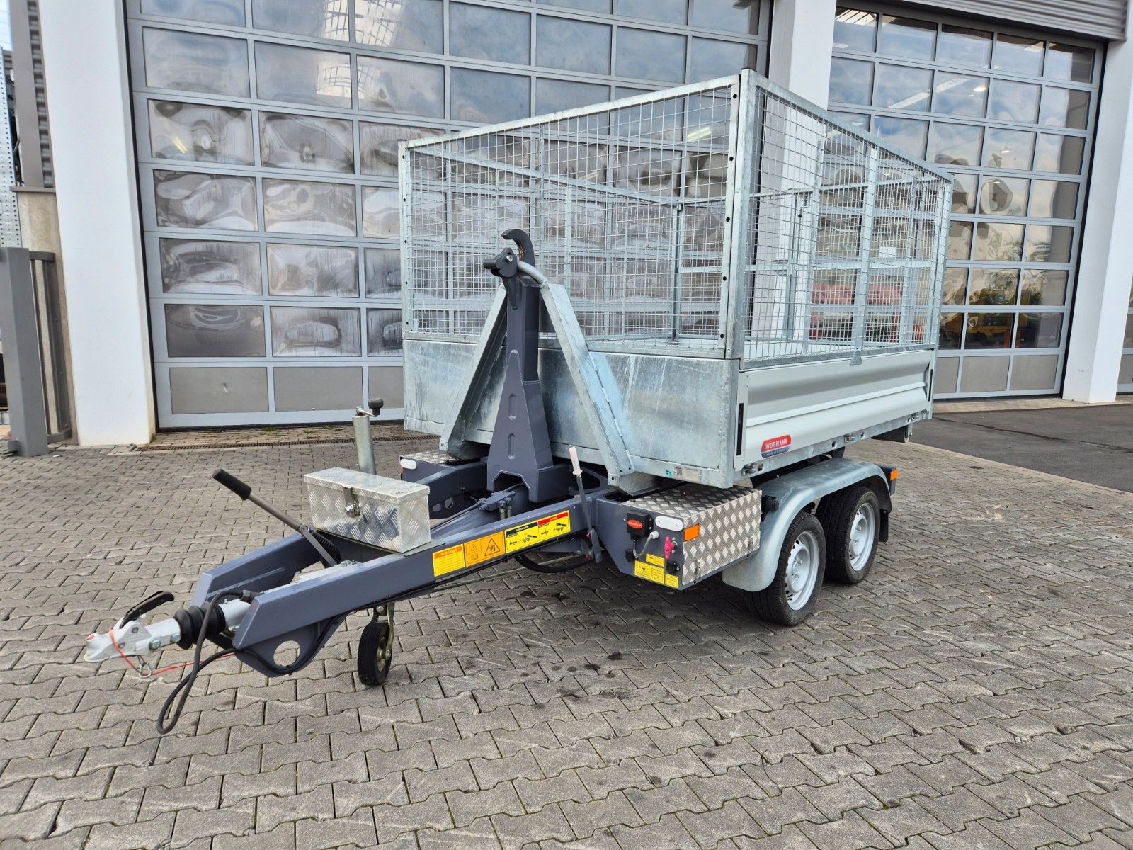 Fahrzeugabbildung Wörmann Abrollkipper Mulde Gitterbox