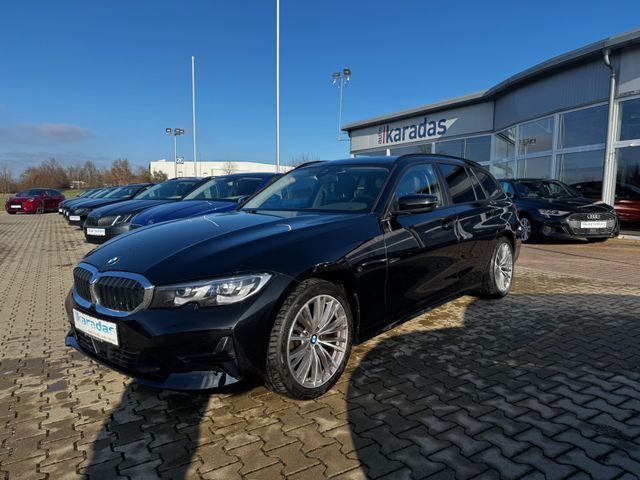 BMW 320d Touring >AUT/NAV/Voll-Leder/LED-Licht